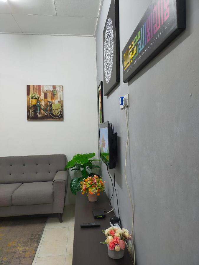 D'Port Dicksonmuslimonly Homestay Extérieur photo