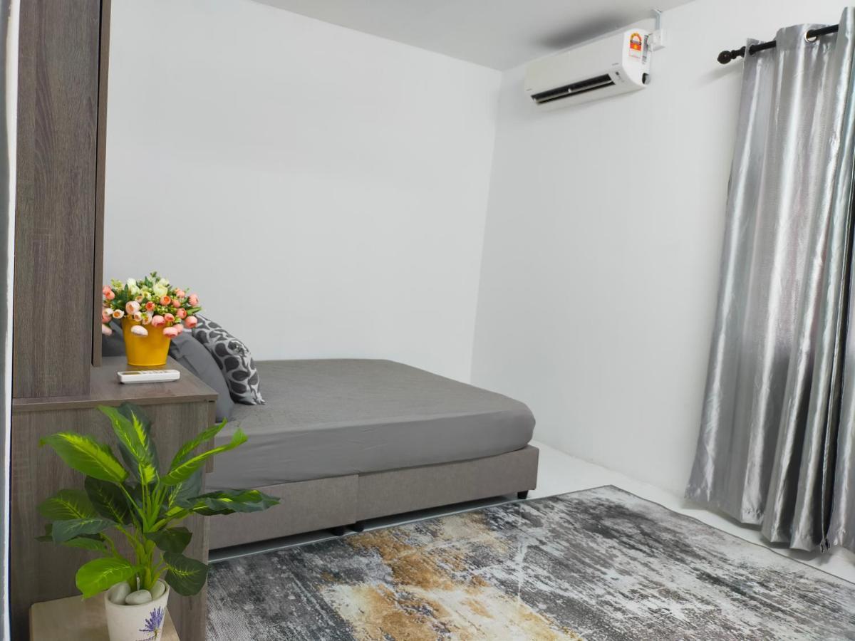 D'Port Dicksonmuslimonly Homestay Extérieur photo