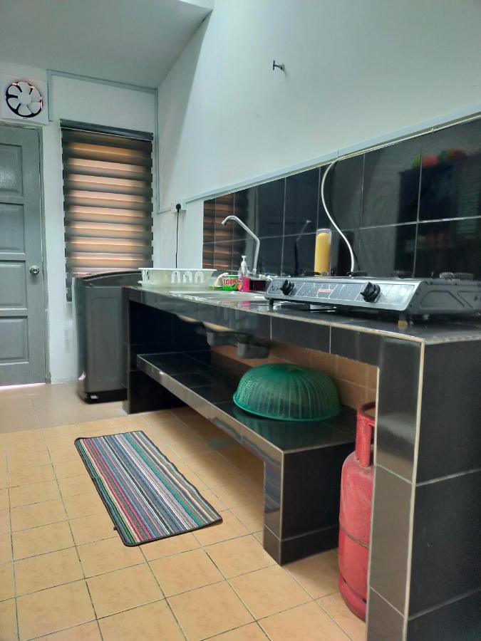 D'Port Dicksonmuslimonly Homestay Extérieur photo